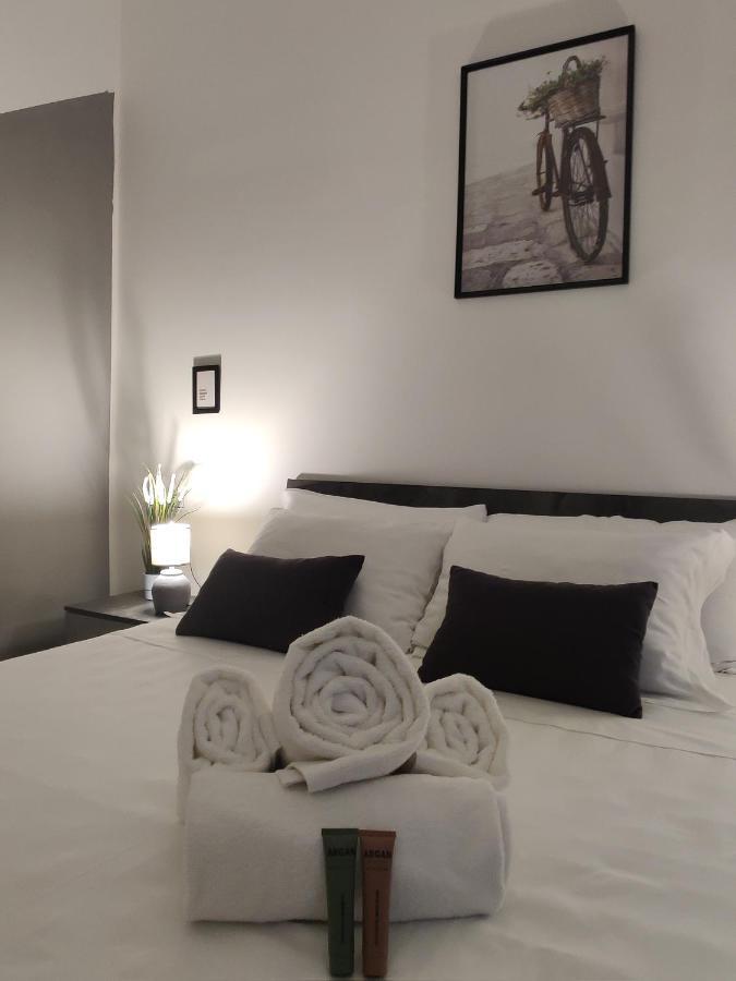 Milan 3Suites Екстер'єр фото